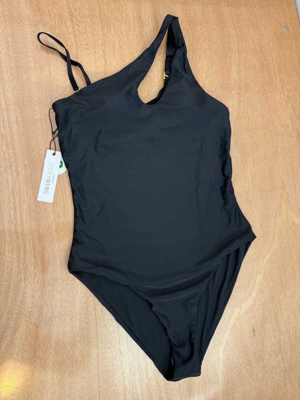 One-Shoulder Black One-Piece Swimsuit by Swiminista